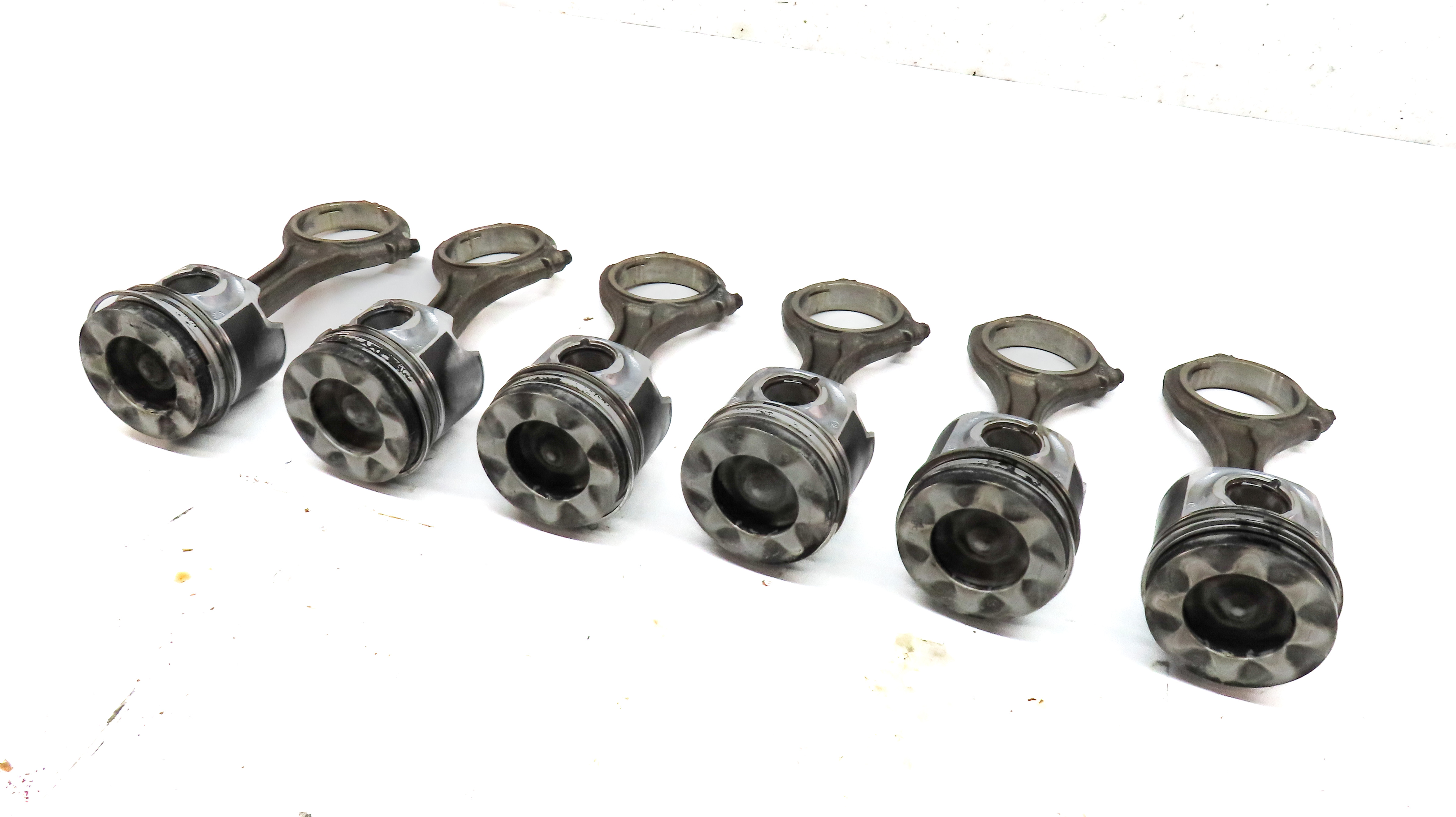 09-12 VW TOUAREG / AUDI Q7 4L 3.0L CATA DIESEL ENGINE- ROD & PISTON SET- 6 — exact item pictured